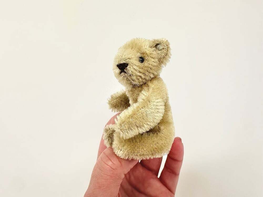 Vintage Steiff Miniature Teddy Bear blonde Posable Mohair Teddy 3” West Germany